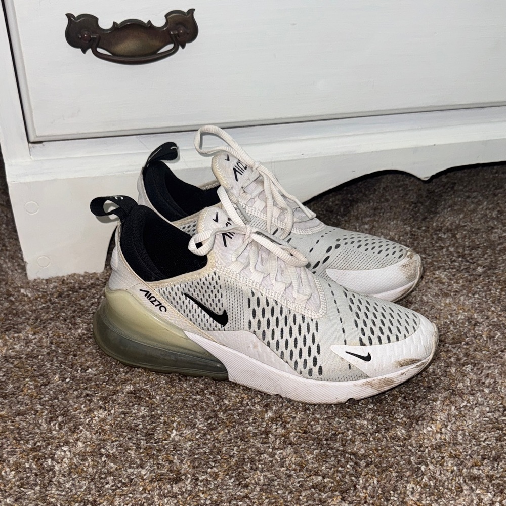 Nike Air Max 270
